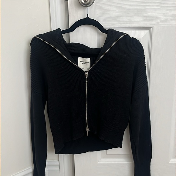 Abercrombie Black Zip Knit Sweater - Picture 3 of 3